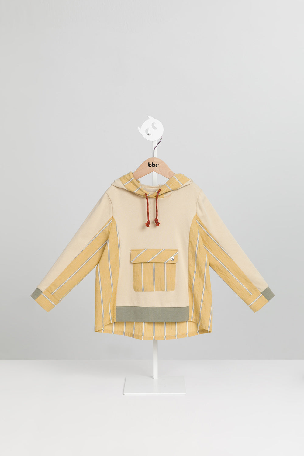 Mainコレクション:Sprout切替えパーカー