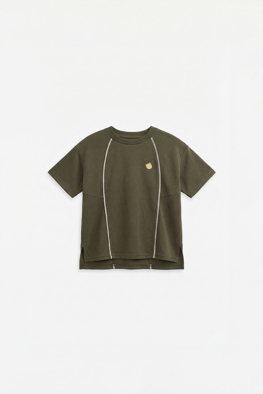 【予約商品】Main コレクション:Clean Cut ラインデザインロゴTシャツ