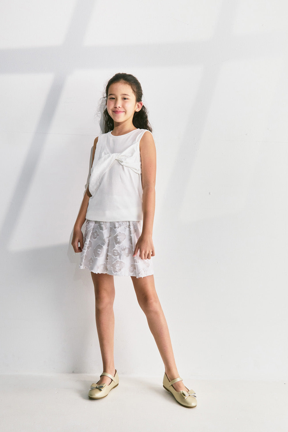 【予約商品】Luxury コレクション:Mini Fleur ツイストノースリーブトップス