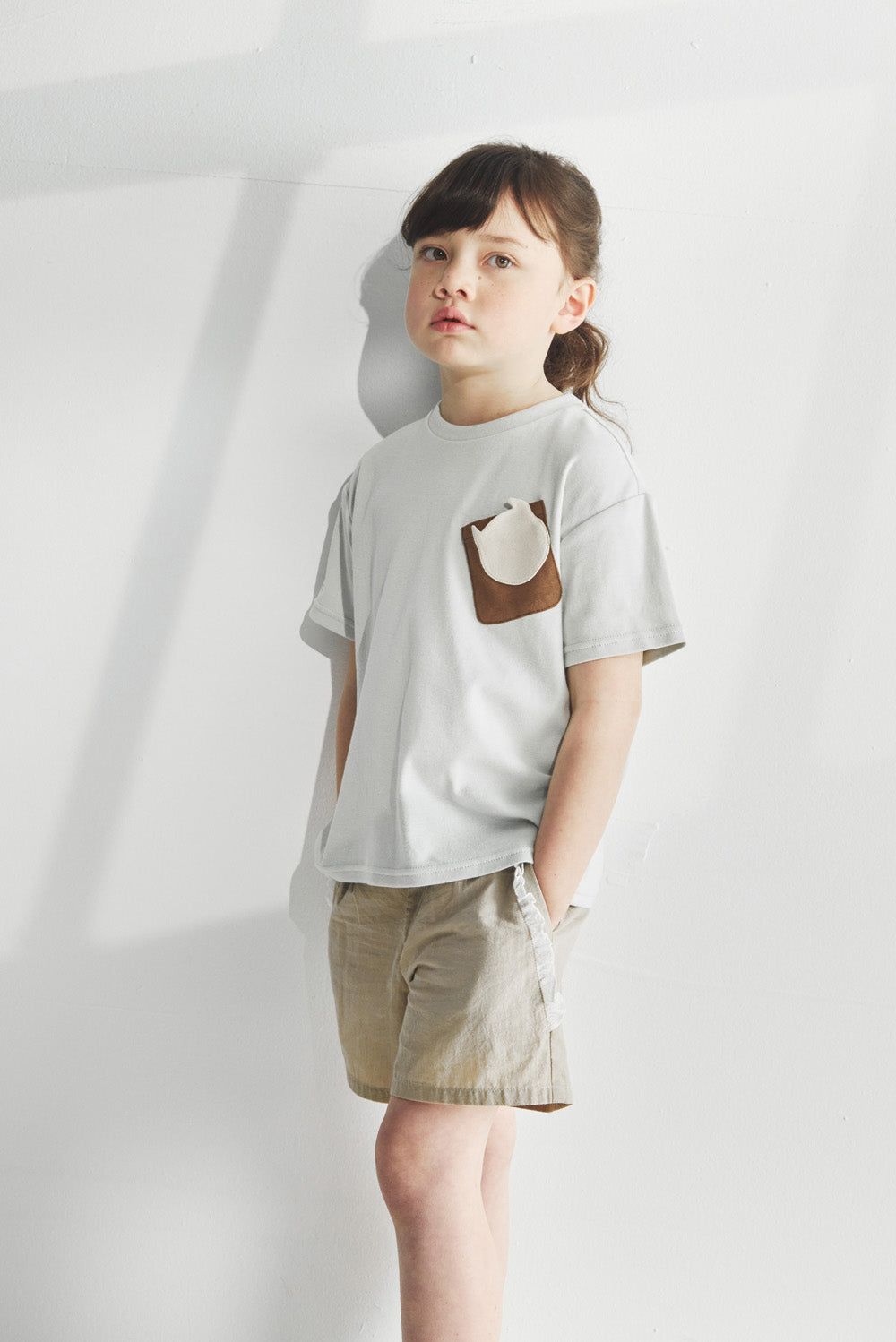 【予約商品】Main コレクション:Weekend ポケット付きTシャツ