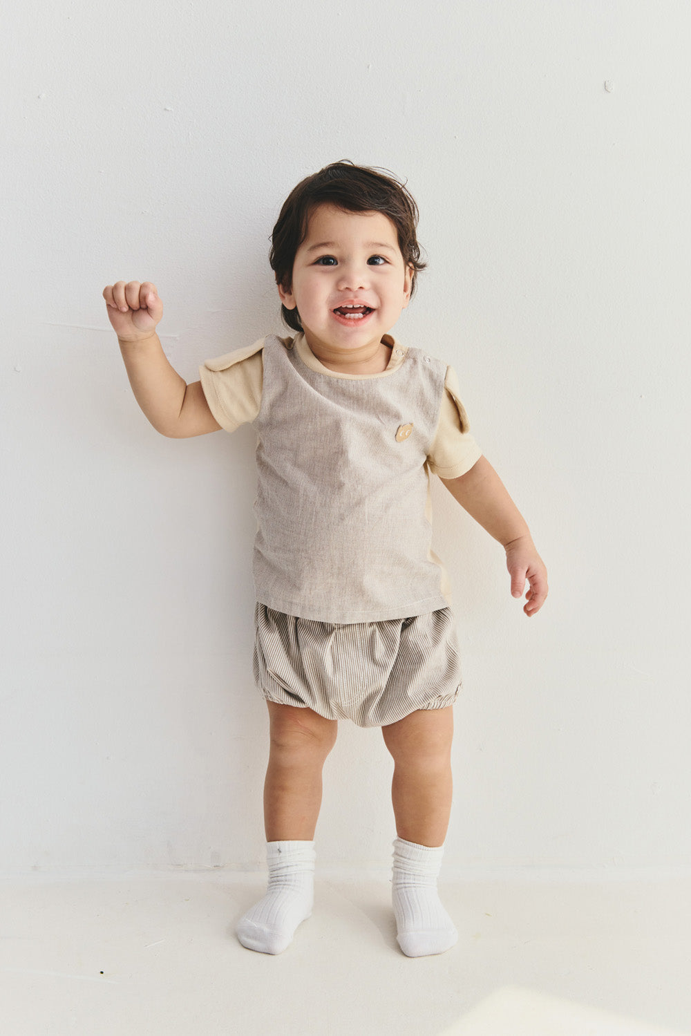 【予約商品】Main コレクション:Everyday 子犬の耳付きTシャツ