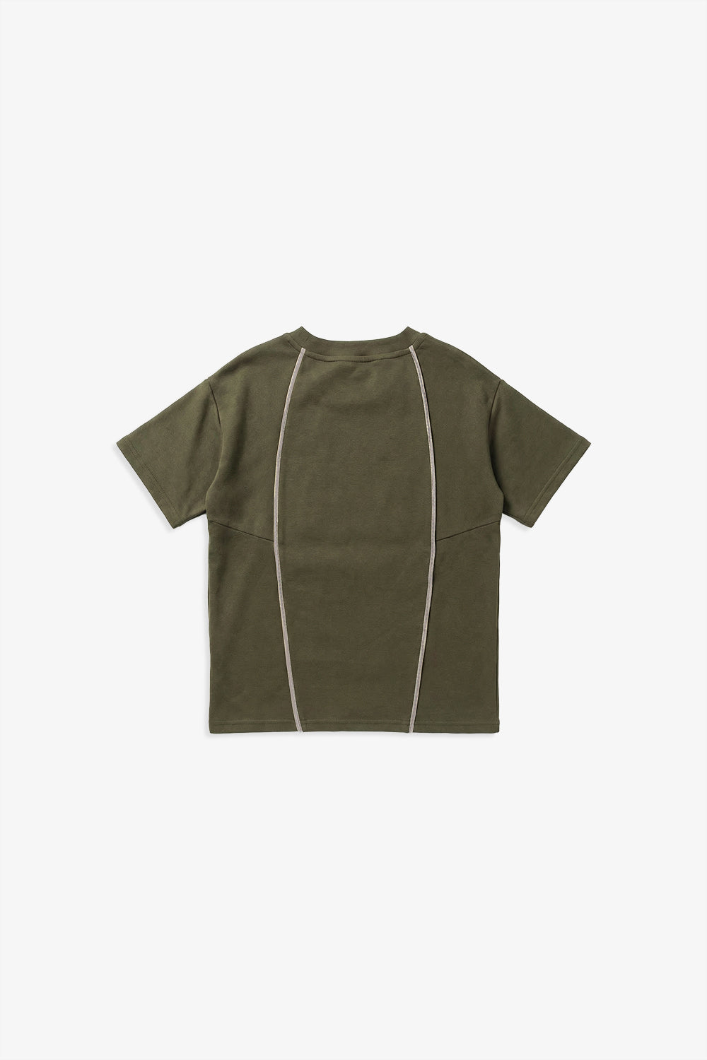 【予約商品】Main コレクション:Clean Cut ラインデザインロゴTシャツ