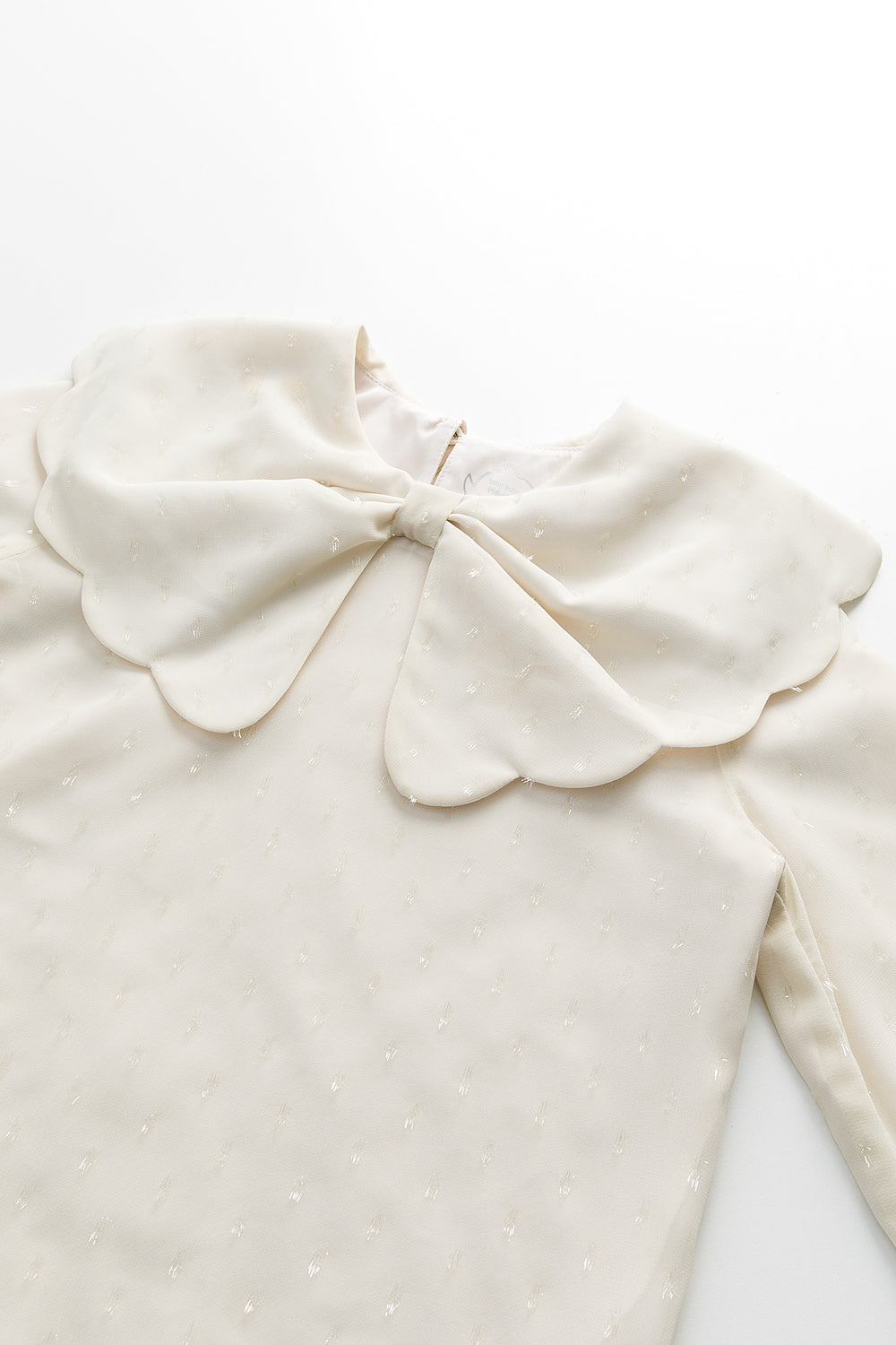 【予約商品】Luxuryコレクション:Winter Blossom ラメシフォン リボンカラー長袖ブラウス