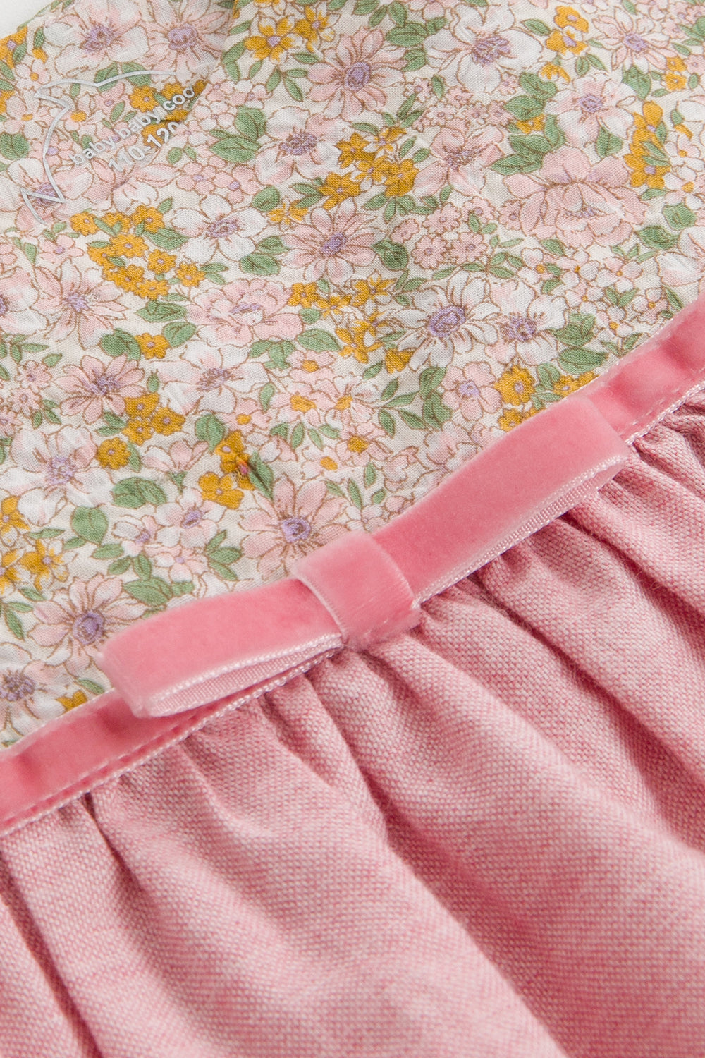 【予約商品】Luxury コレクション:Petit フラワープリントノースリーブトップス