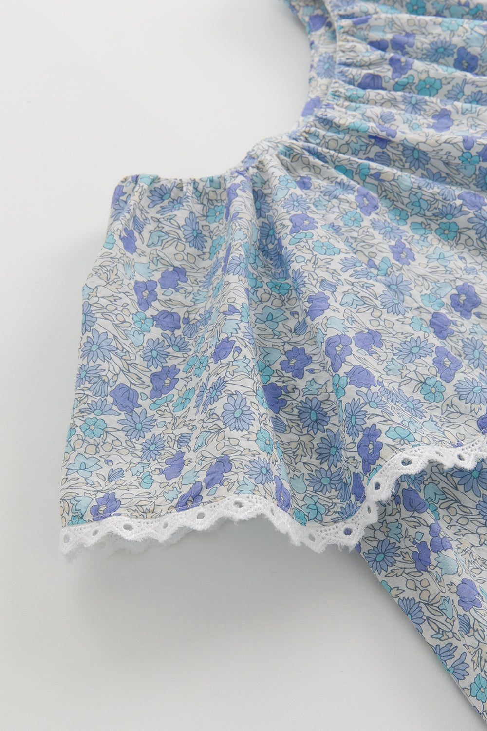 【予約商品】Luxury コレクション:Warm Garden フラワープリントサーキュラートップス