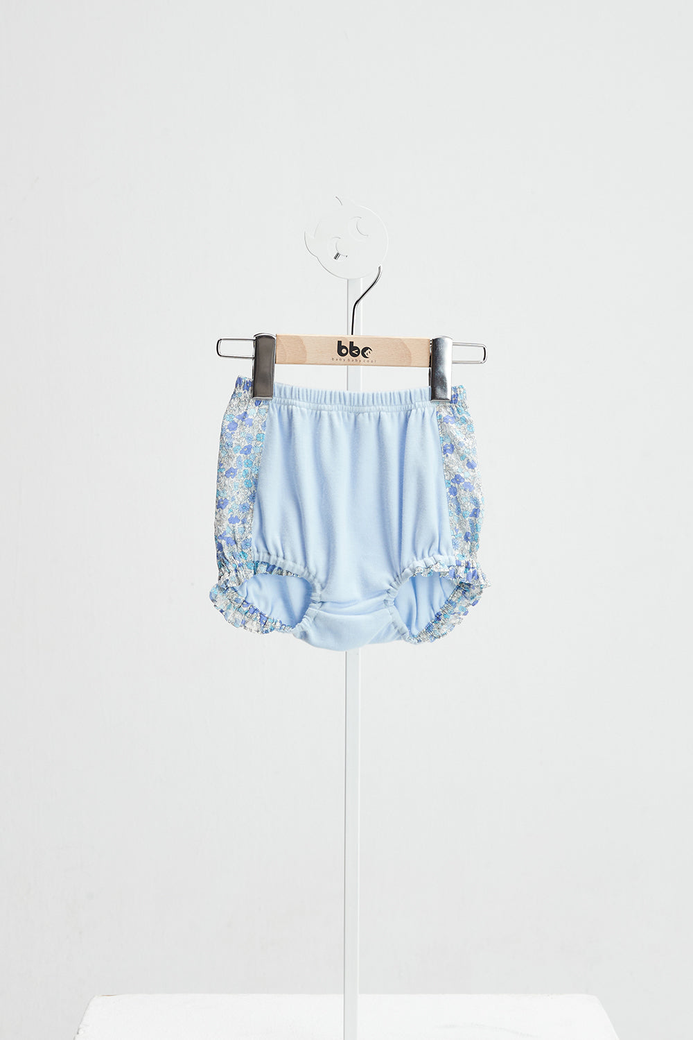 Main コレクション：Floral - フローラルフレンチ風花柄切替えフリルブルマ