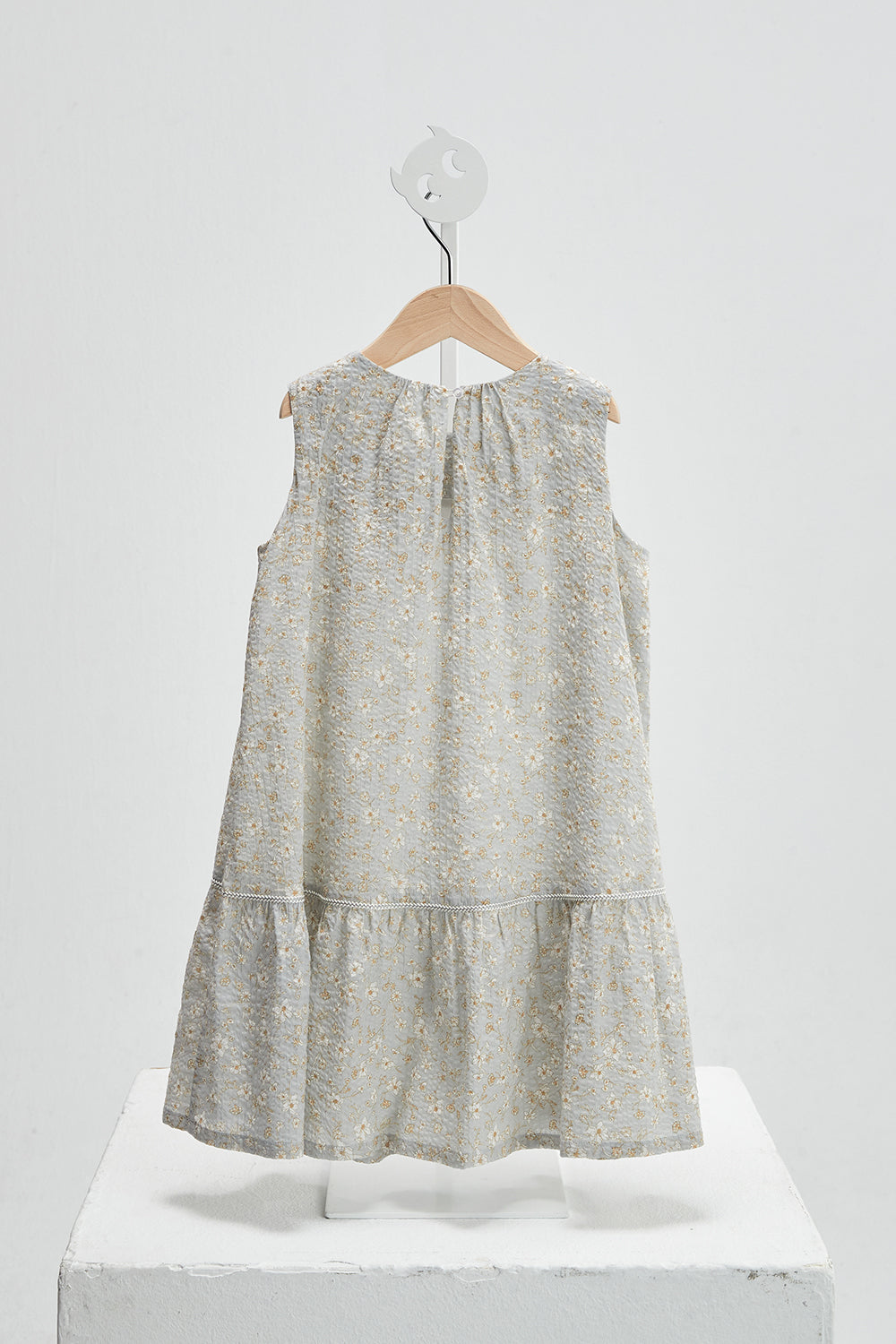 Luxuryコレクション: Floral - フローラ フレンチ風花柄ノースリーブワンピース