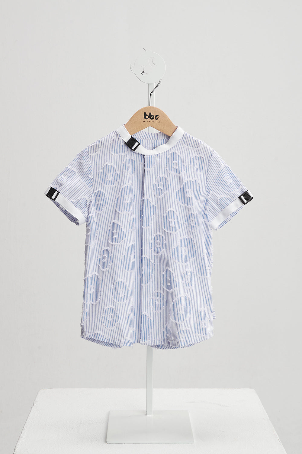 Luxuryコレクション: トレンドジェントルマンバックルネックシャツ