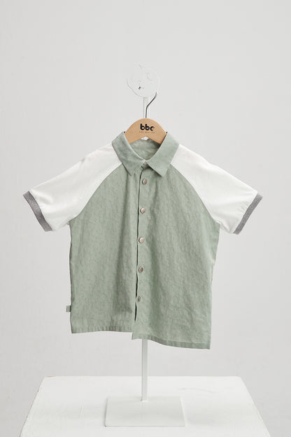 Luxuryコレクション: 小さなジェントルマンレトロ風アシンメトリー切替えシャツ