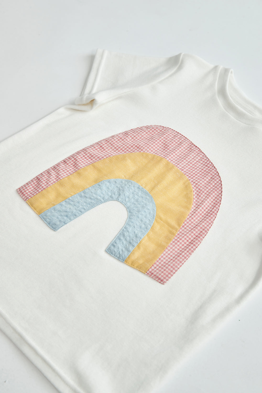 Main コレクション: Rainbow Dream - 虹柄Tシャツ
