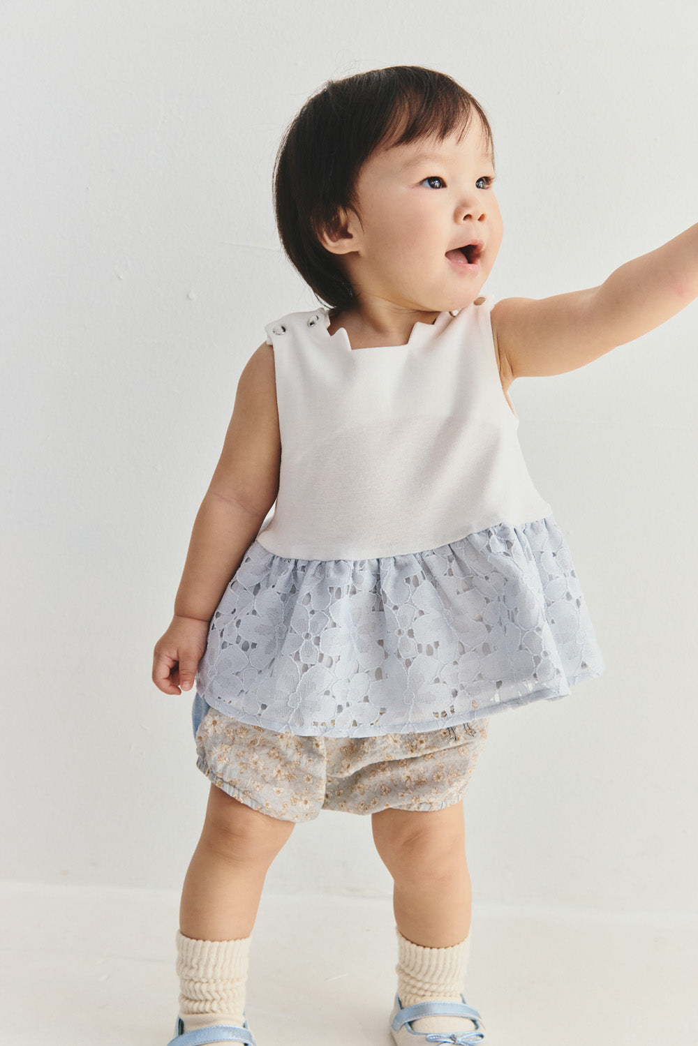【予約商品】Luxuryコレクション：Doux Garden 花柄多層フリルブルマ