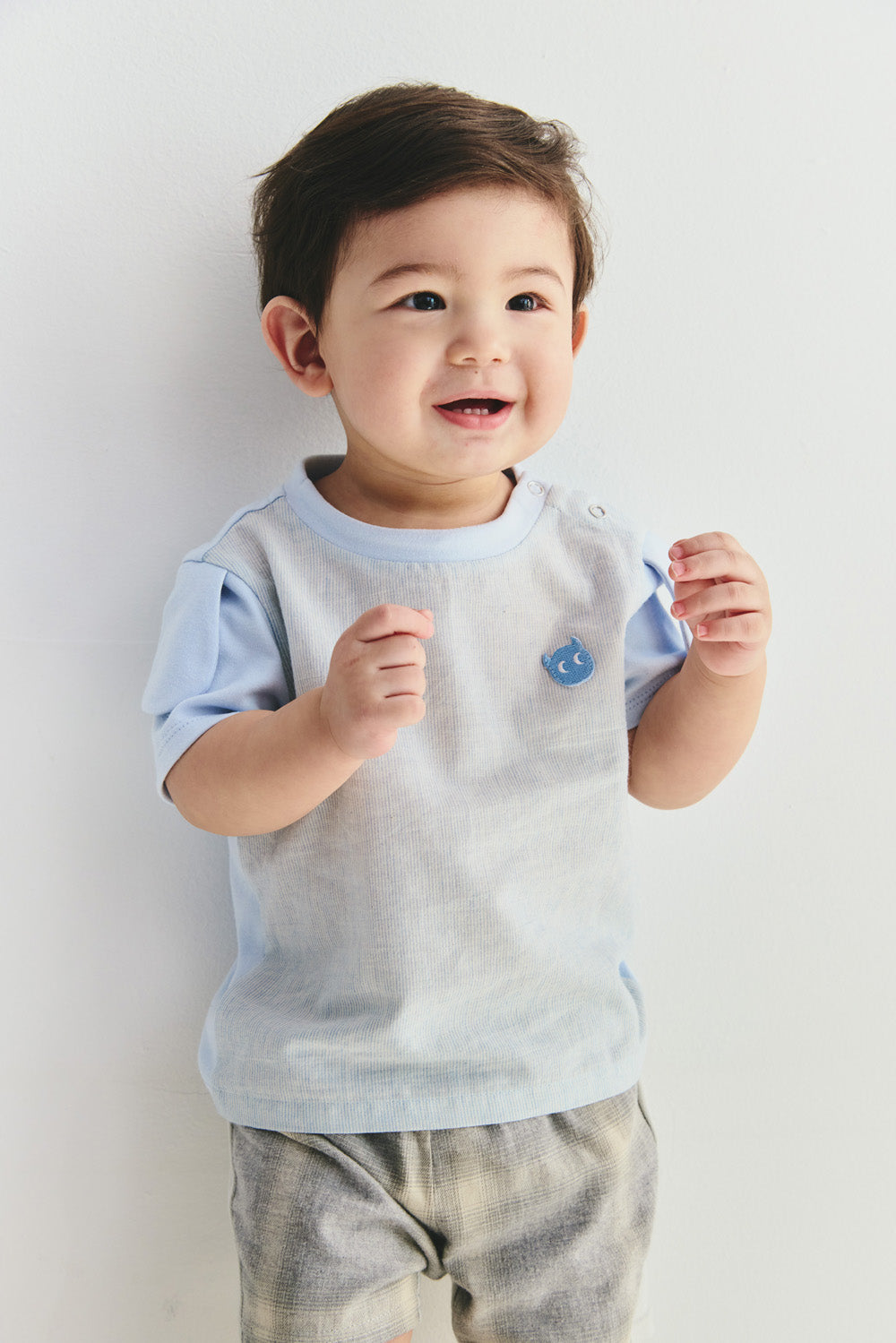 【予約商品】Main コレクション：Everyday 子犬の耳付きTシャツ