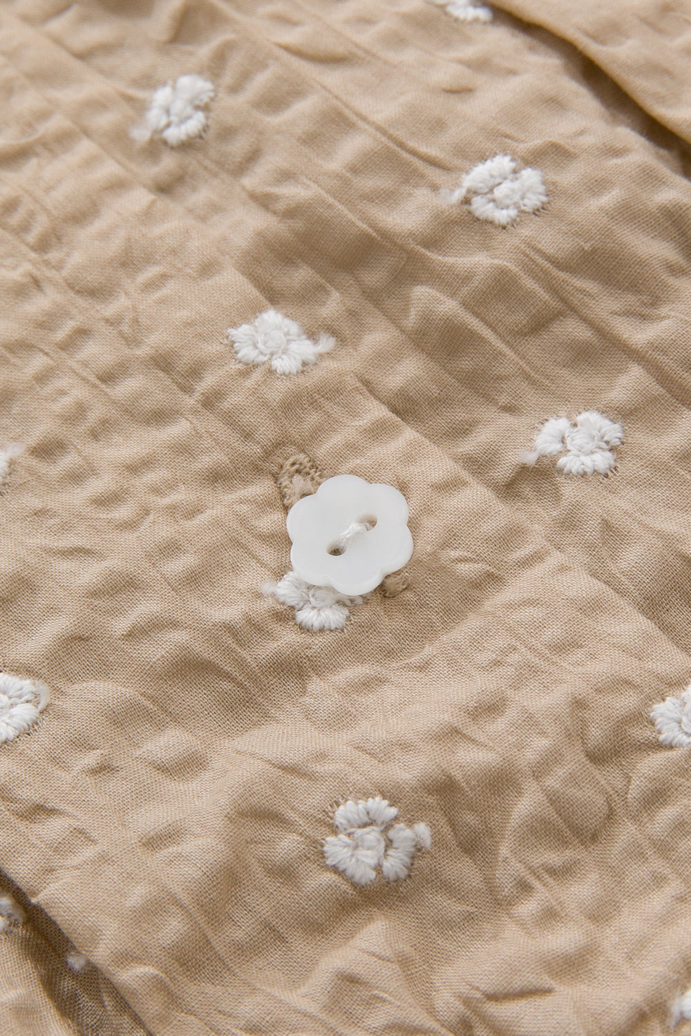 Luxuryコレクション：Meadowフラワー刺繍トップス