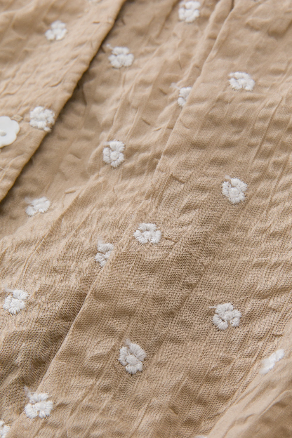 Luxuryコレクション：Meadowフラワー刺繍トップス
